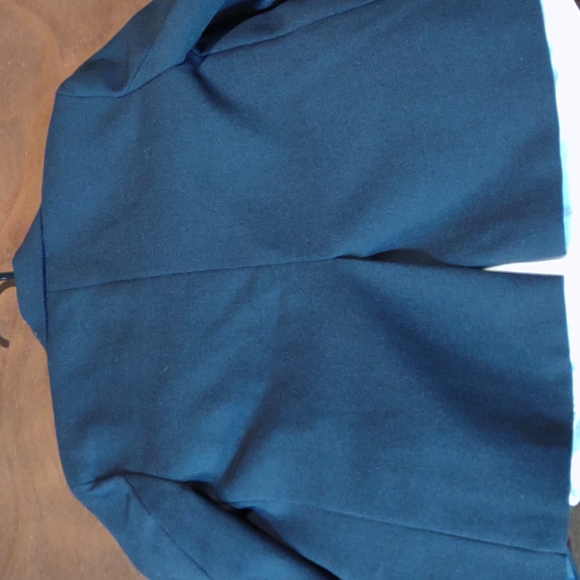 NWoT Navy 🔵 Sports Coat Blazer Size 4.   Tossing in new White shirt - Picture 4 of 5
